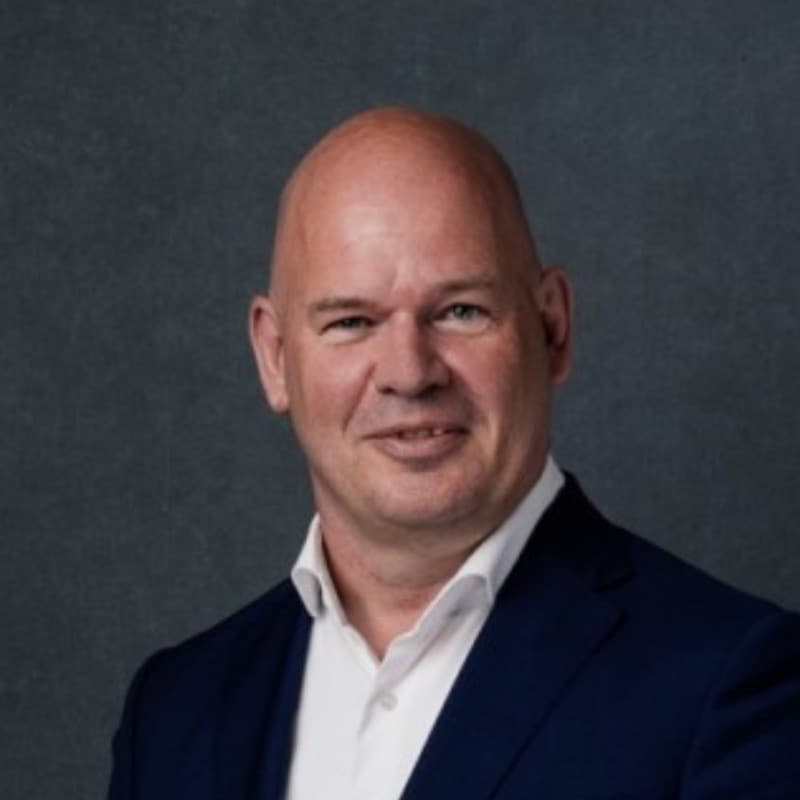 Paul van Uden - Xolv